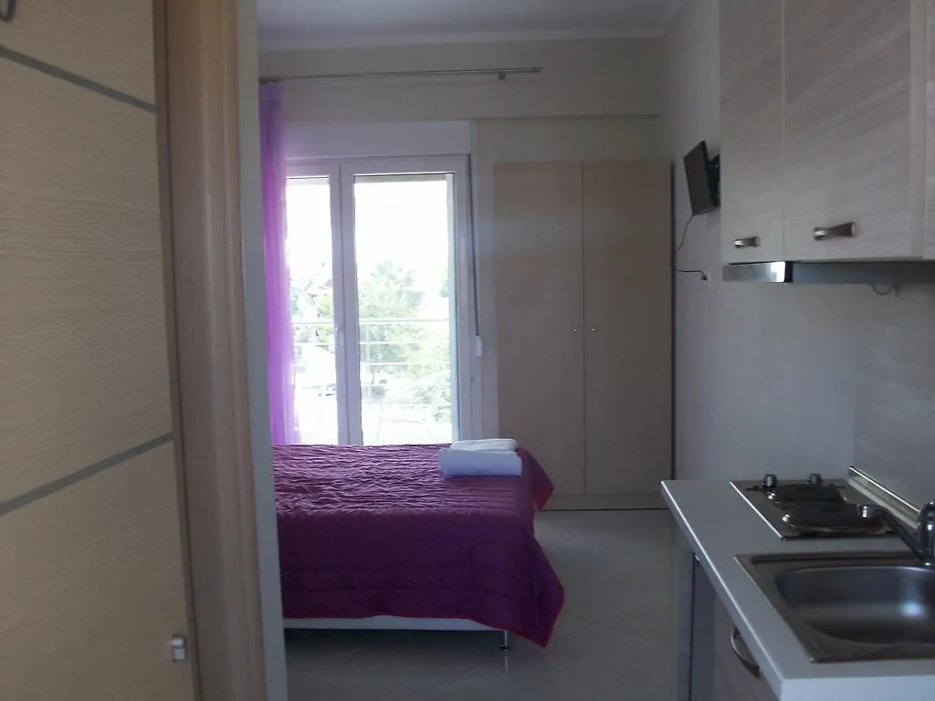 Mavridis Rooms Nikíti Apartman