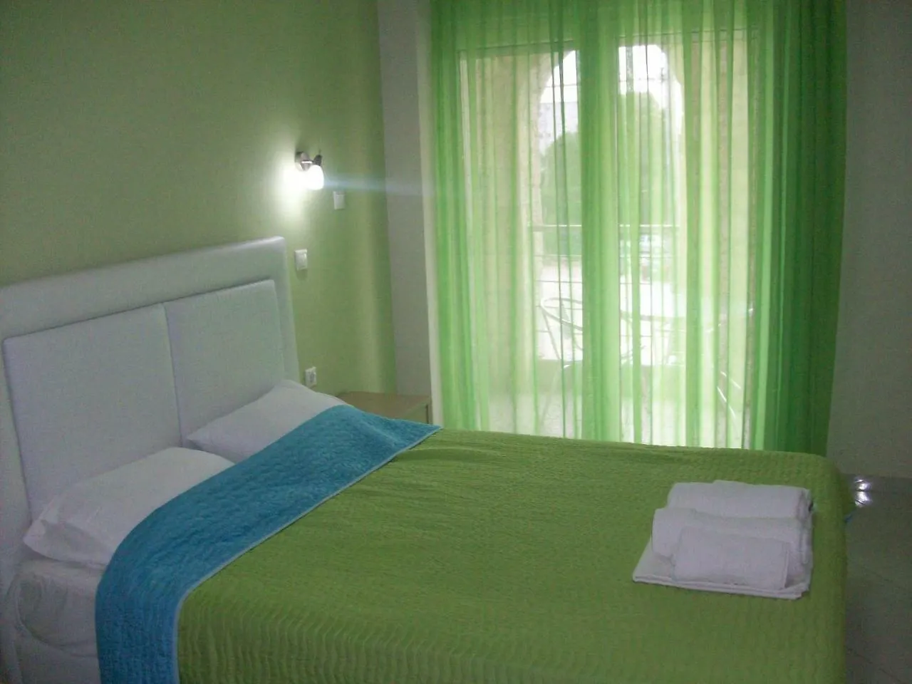 Mavridis Rooms Nikíti Apartman