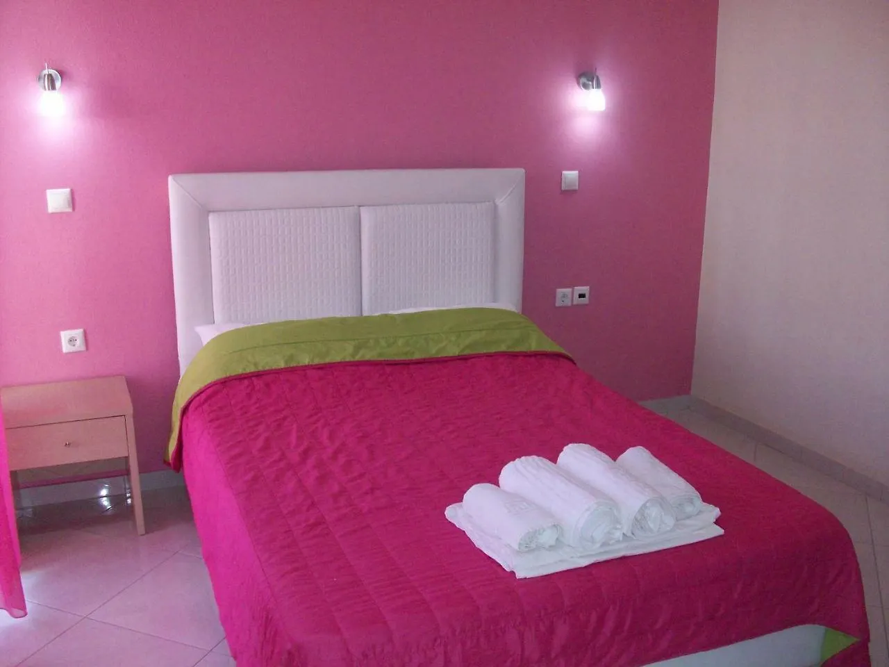 Mavridis Rooms Nikiti 0*, Nikiti (Sithonia) Greece
