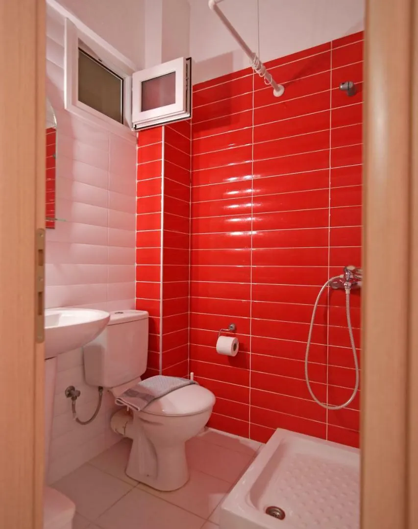 Mavridis Rooms Nikiti Greece